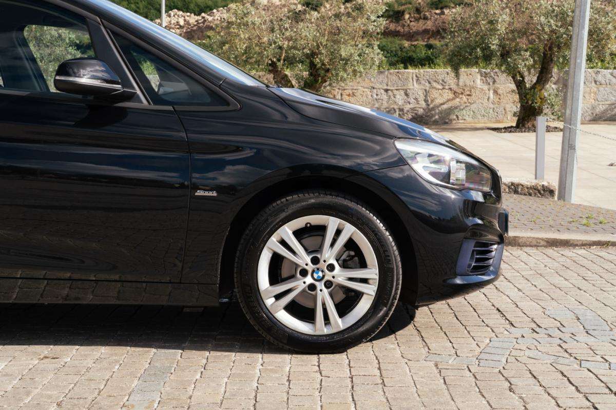 bmw-serie-2-2016-diesel-1496cc