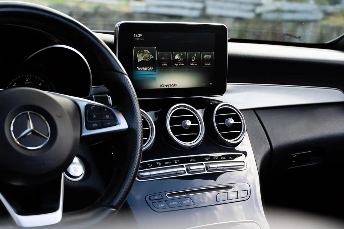 mercedes-benz-classe-c-c-220-d-cabriolet-2017-diesel-2143cc