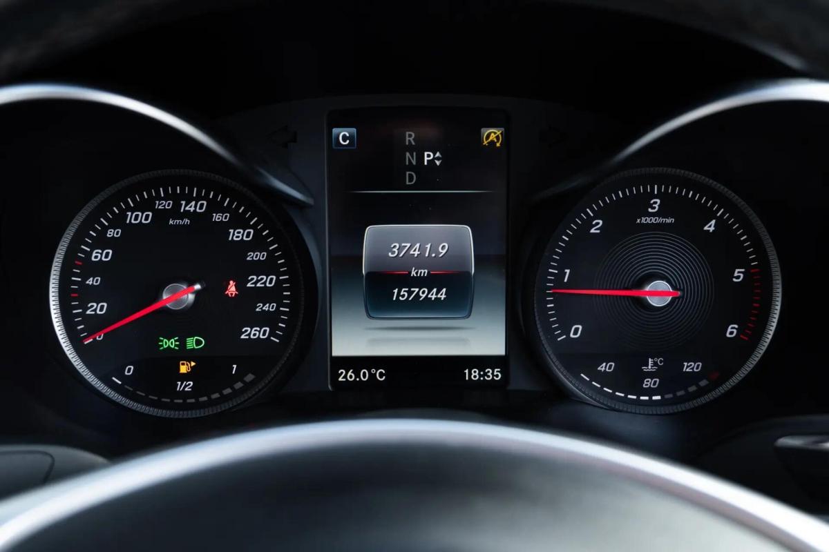 mercedes-benz-classe-c-c-220-d-cabriolet-2017-diesel-2143cc