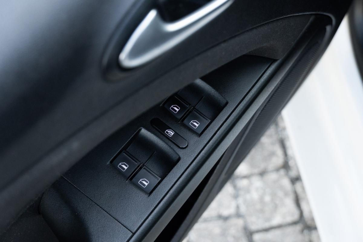 seat-leon-2012-diesel-1968cc