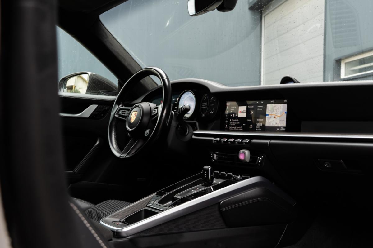 porsche-992-2021-gasolina-2981cc