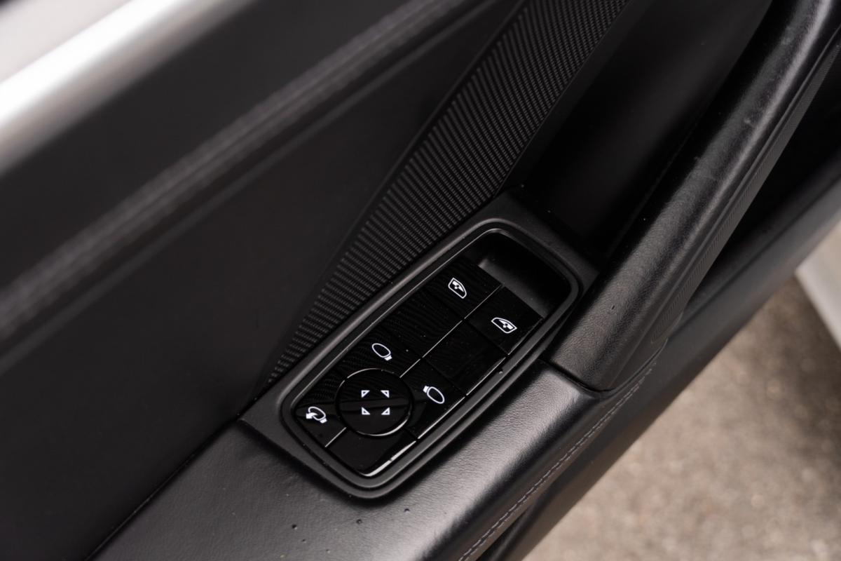 porsche-992-2021-gasolina-2981cc