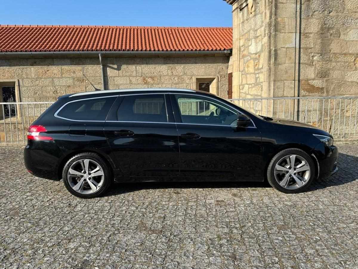 peugeot-308-sw-2019-diesel-1499cc