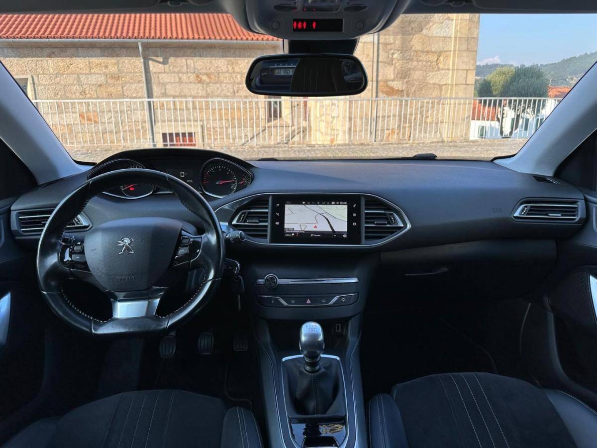 peugeot-308-sw-2019-diesel-1499cc