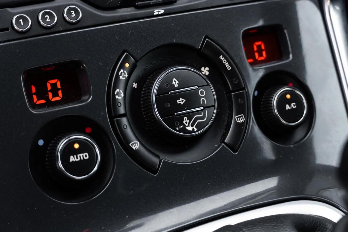 peugeot-3008-2012-diesel-1560cc