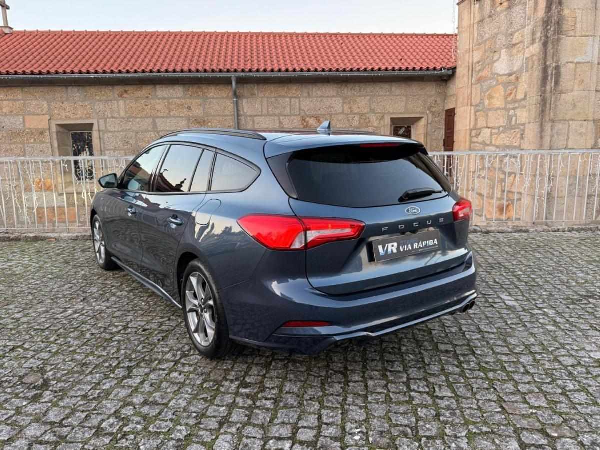 ford-focus-sw-2021-diesel-1499cc