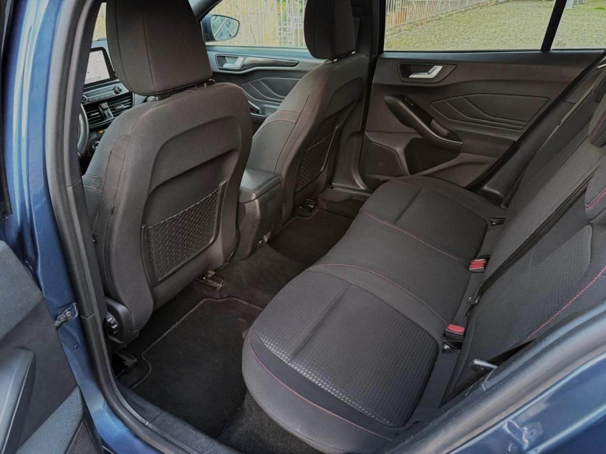 ford-focus-sw-2021-diesel-1499cc