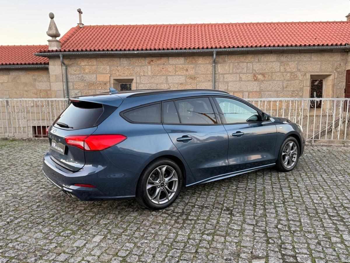ford-focus-sw-2021-diesel-1499cc