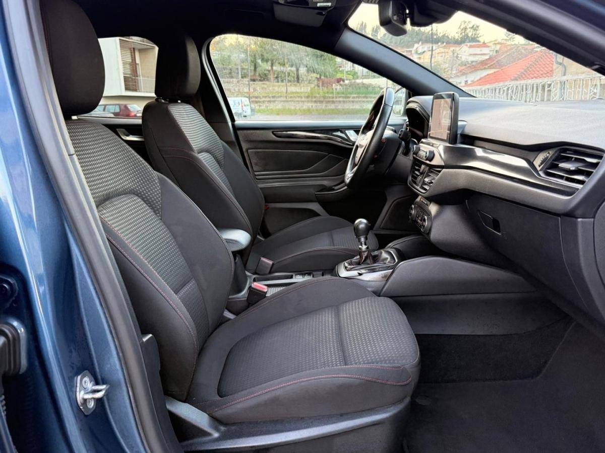 ford-focus-sw-2021-diesel-1499cc