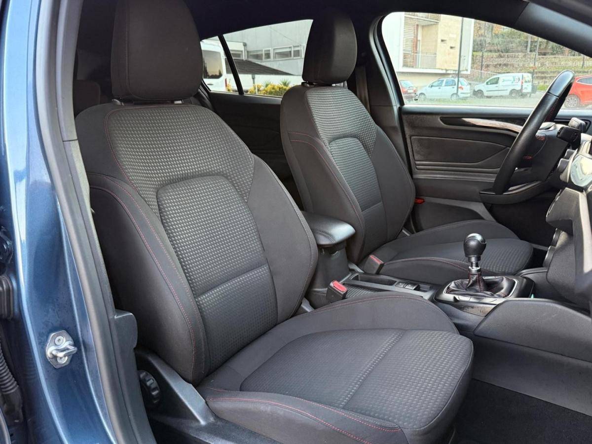 ford-focus-sw-2021-diesel-1499cc
