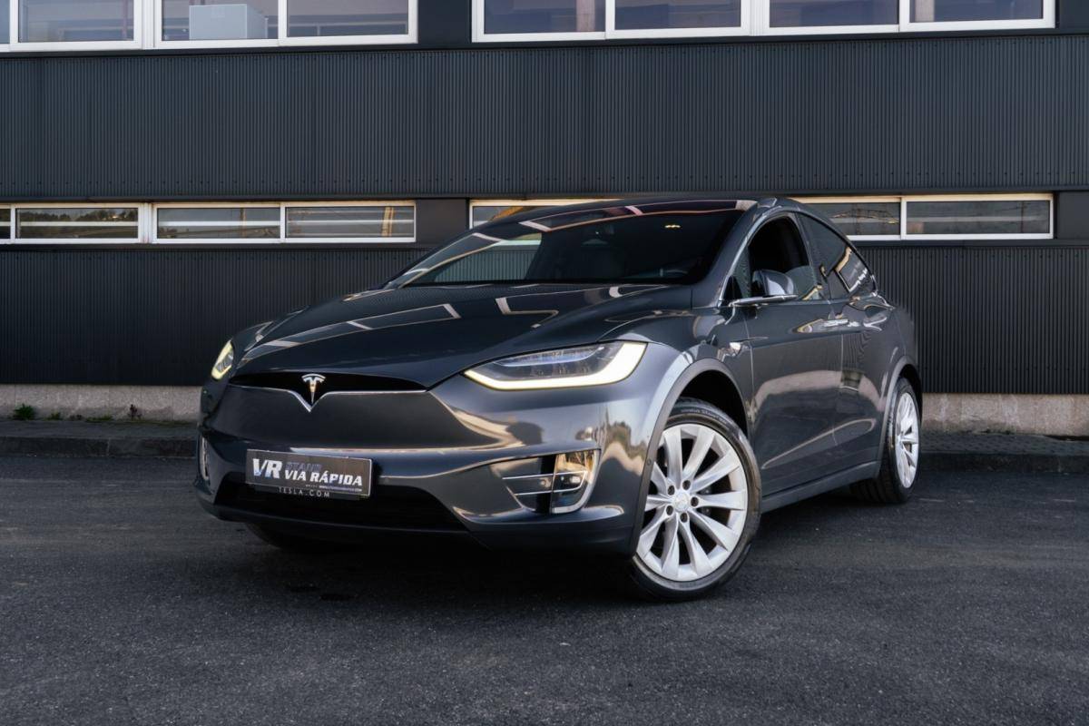 tesla-model-x-2020-eletrico-0cc