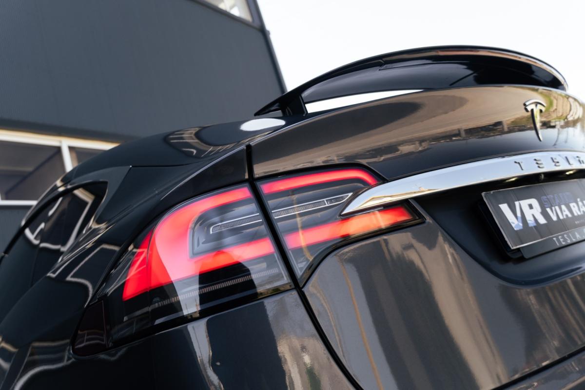 tesla-model-x-2020-eletrico-0cc