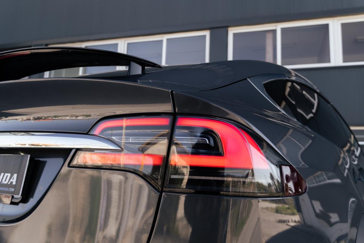 tesla-model-x-2020-eletrico-0cc