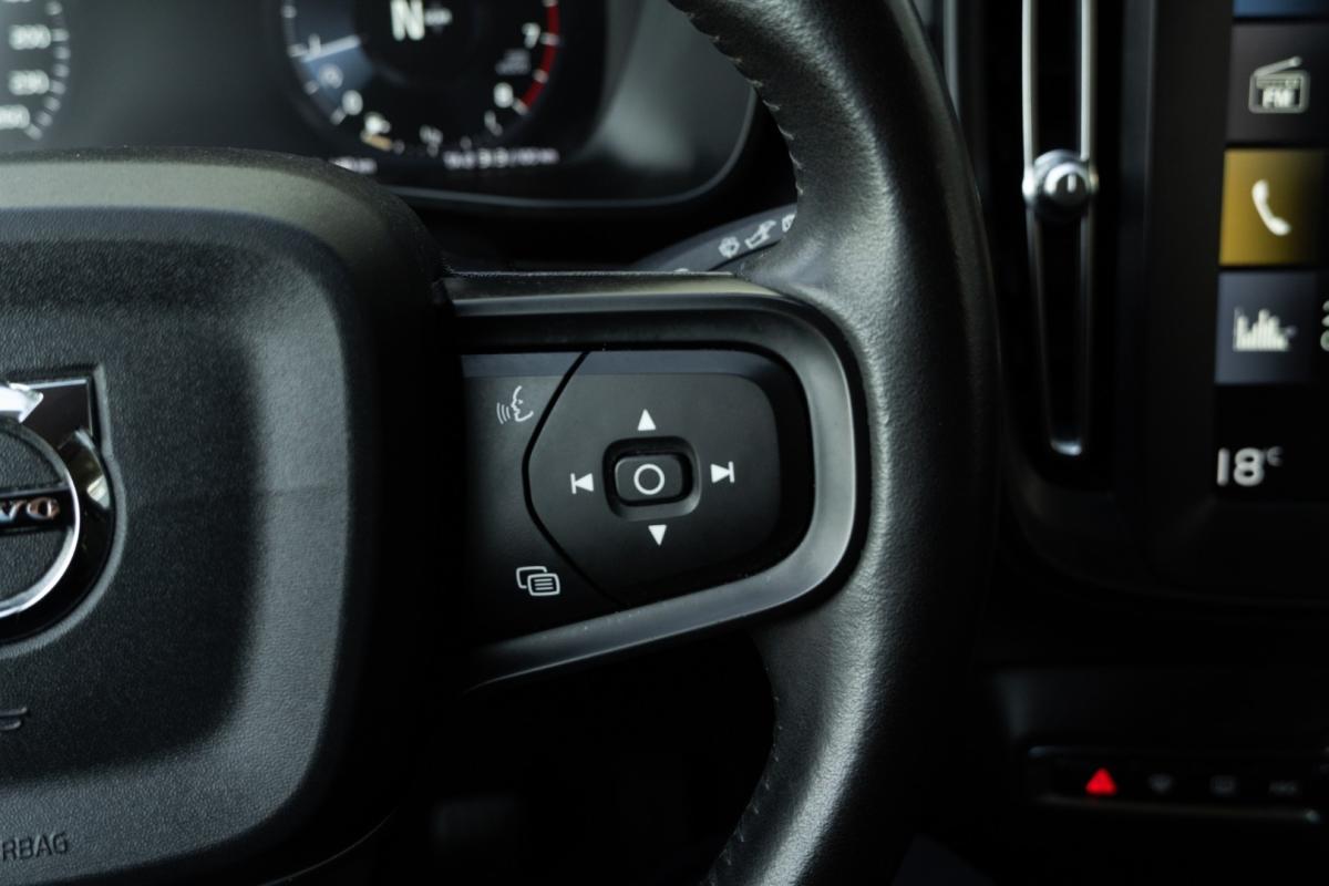 volvo-xc40-2019-gasolina-1477cc