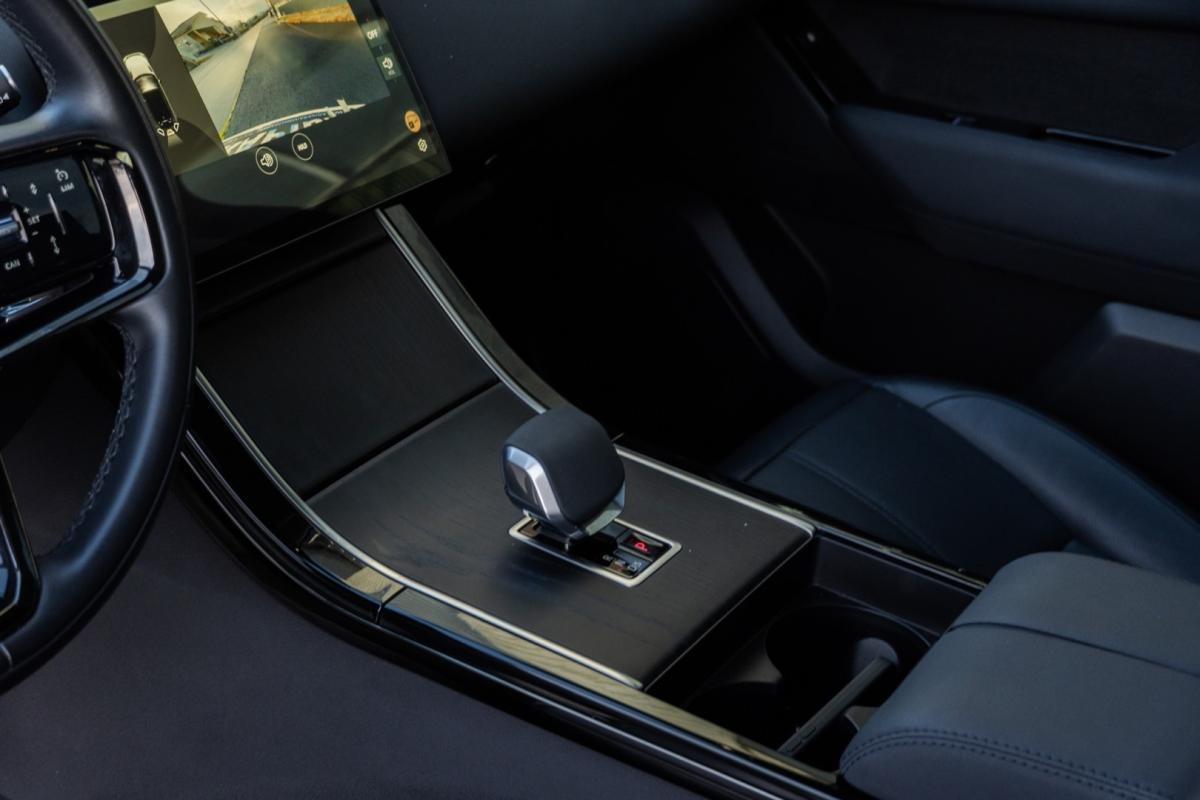 land-rover-range-rover-velar-2023-hibrido-1997cc