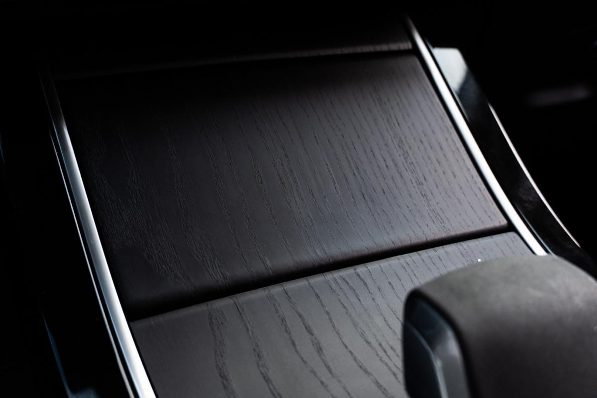 land-rover-range-rover-velar-2023-hibrido-1997cc
