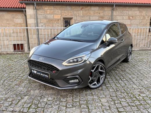 ford-fiesta-2019-gasolina-1499cc