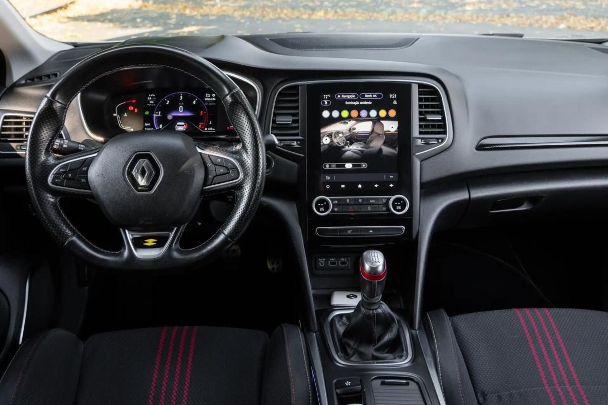 renault-megane-sport-tourer-2022-diesel-1461cc