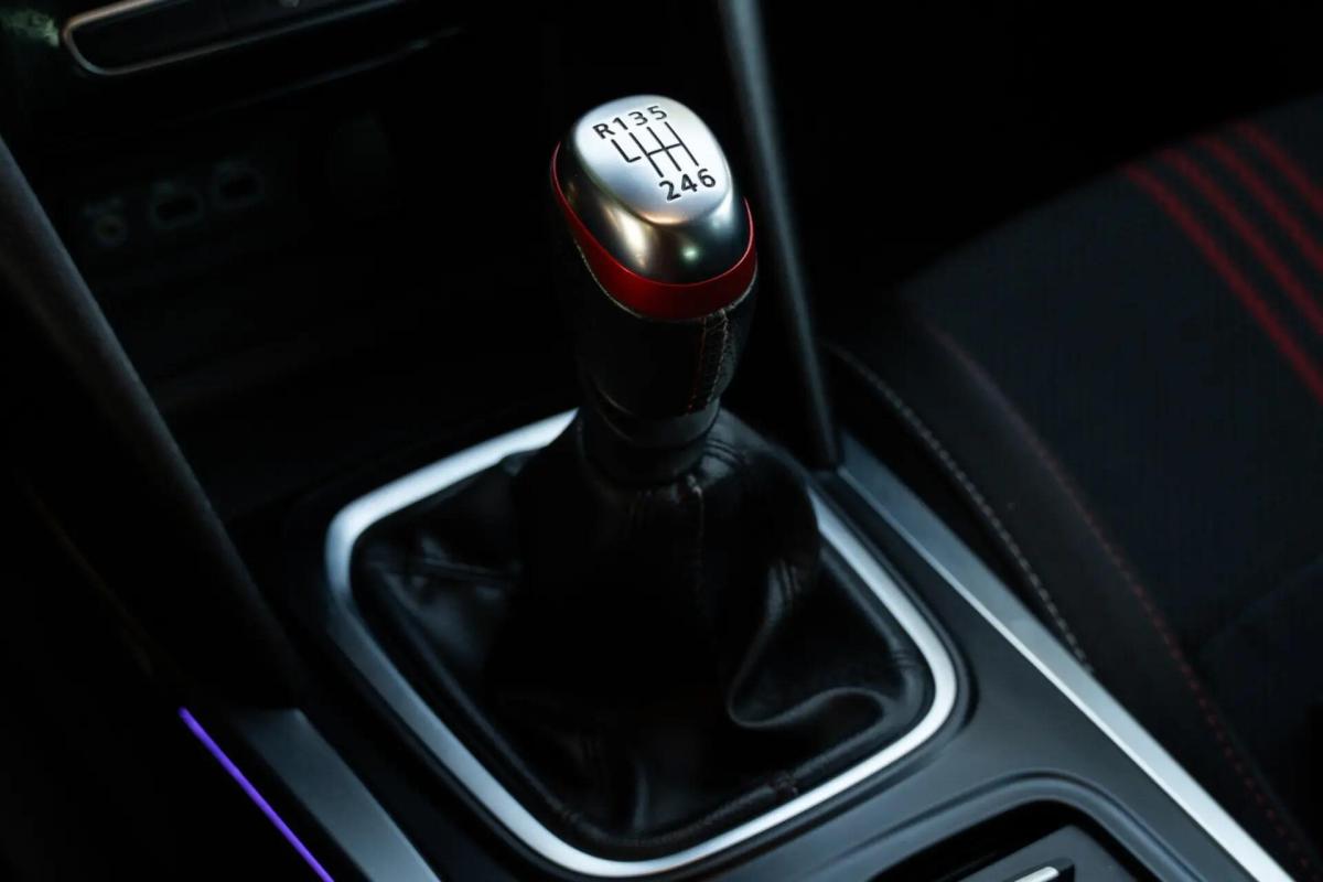 renault-megane-sport-tourer-2022-diesel-1461cc