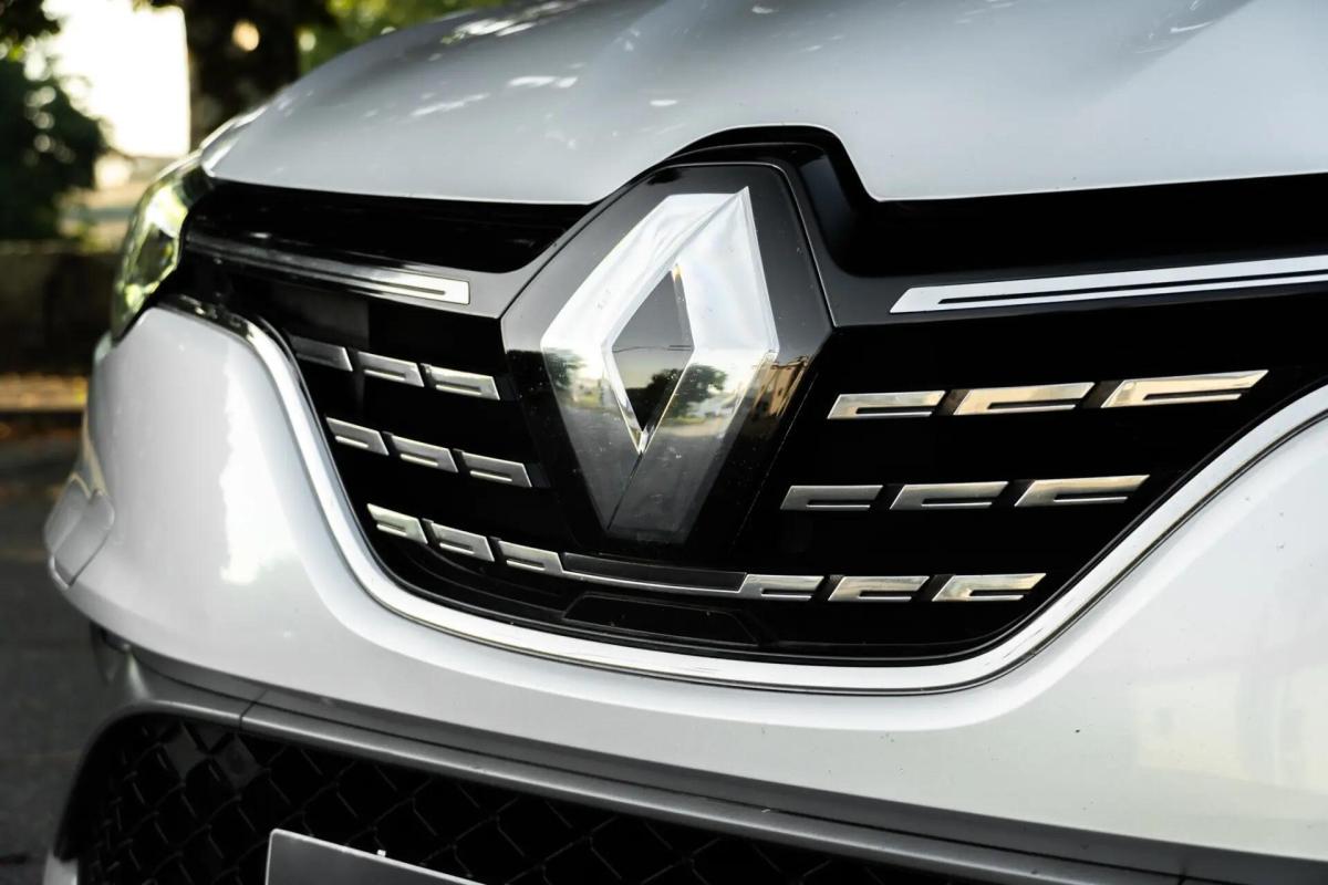 renault-megane-sport-tourer-2022-diesel-1461cc