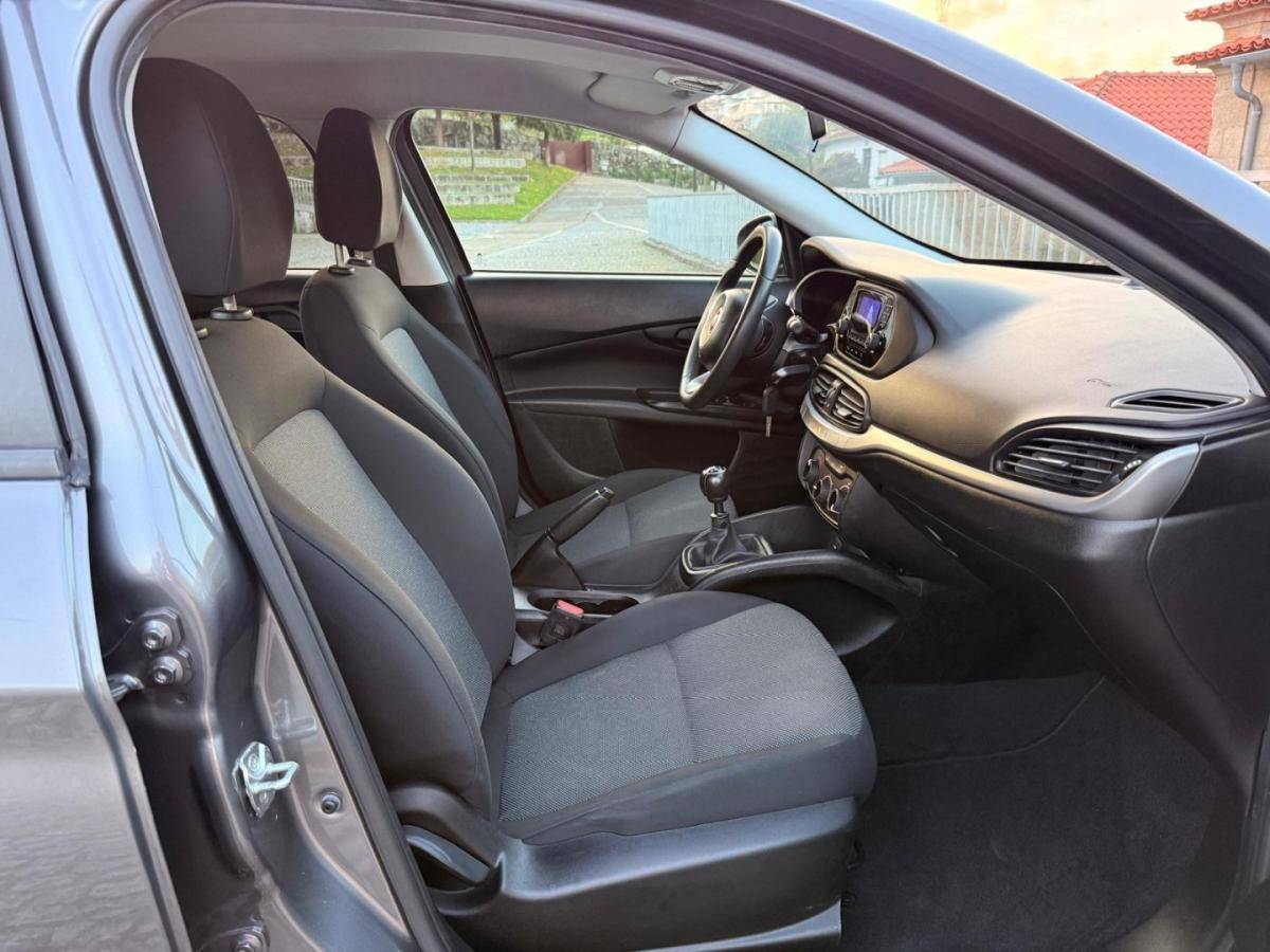 fiat-tipo-station-wagon-2019-gasolina-1368cc