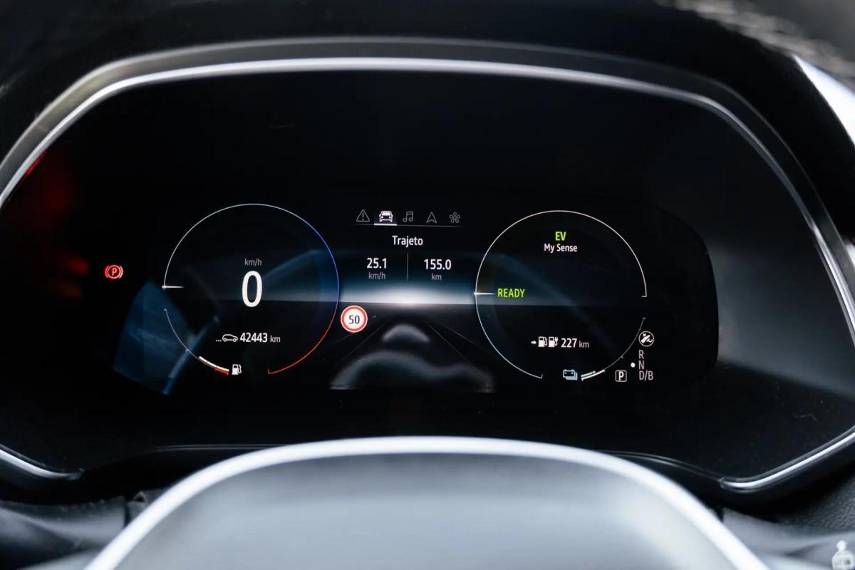 renault-captur-2021-hibrido-a-gasolina-1598cc