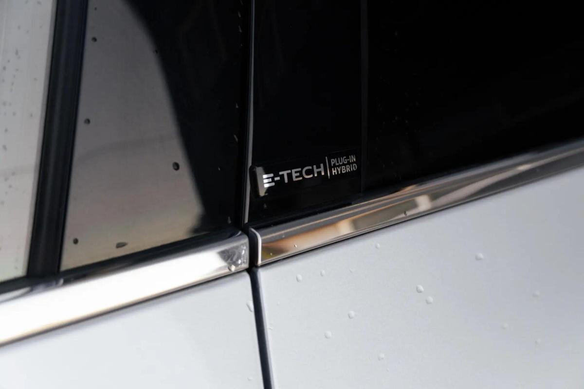renault-captur-2021-hibrido-a-gasolina-1598cc