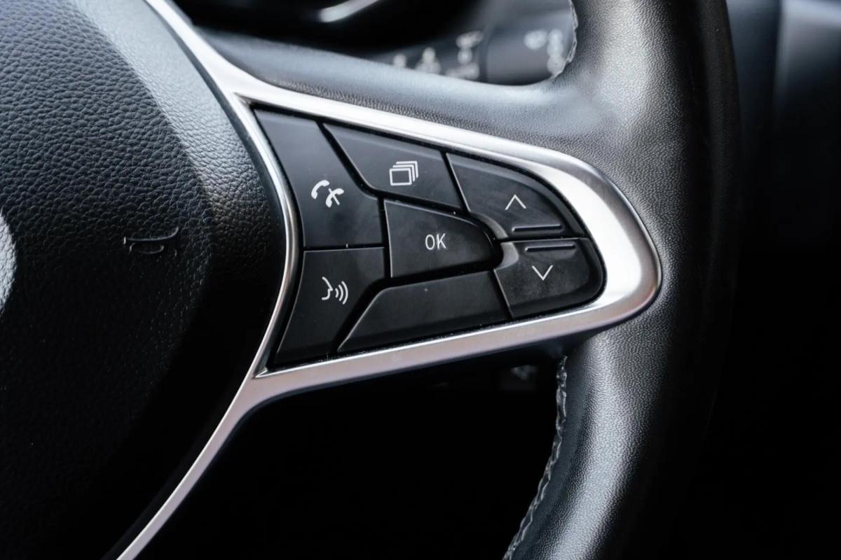 renault-captur-2021-hibrido-a-gasolina-1598cc