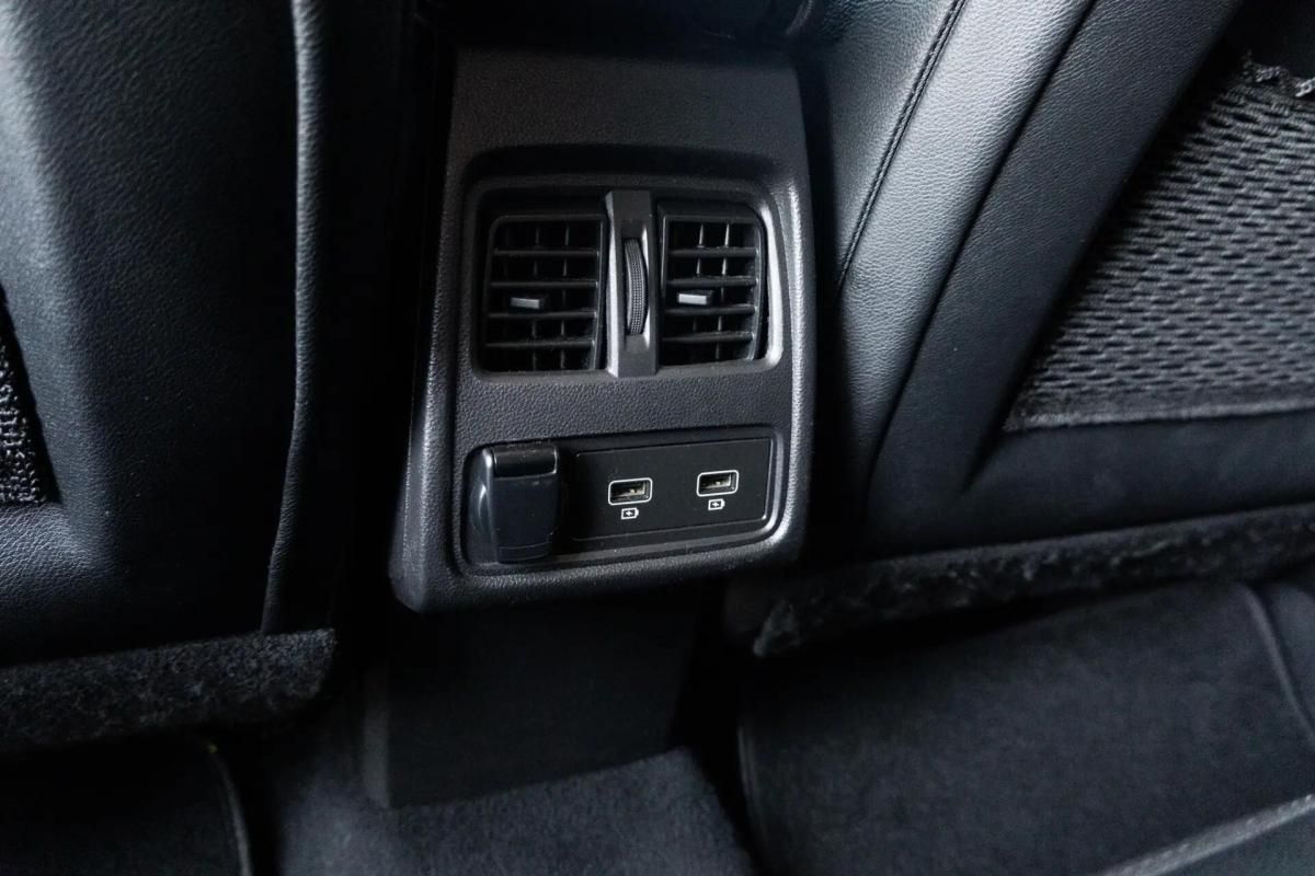 renault-captur-2021-hibrido-a-gasolina-1598cc