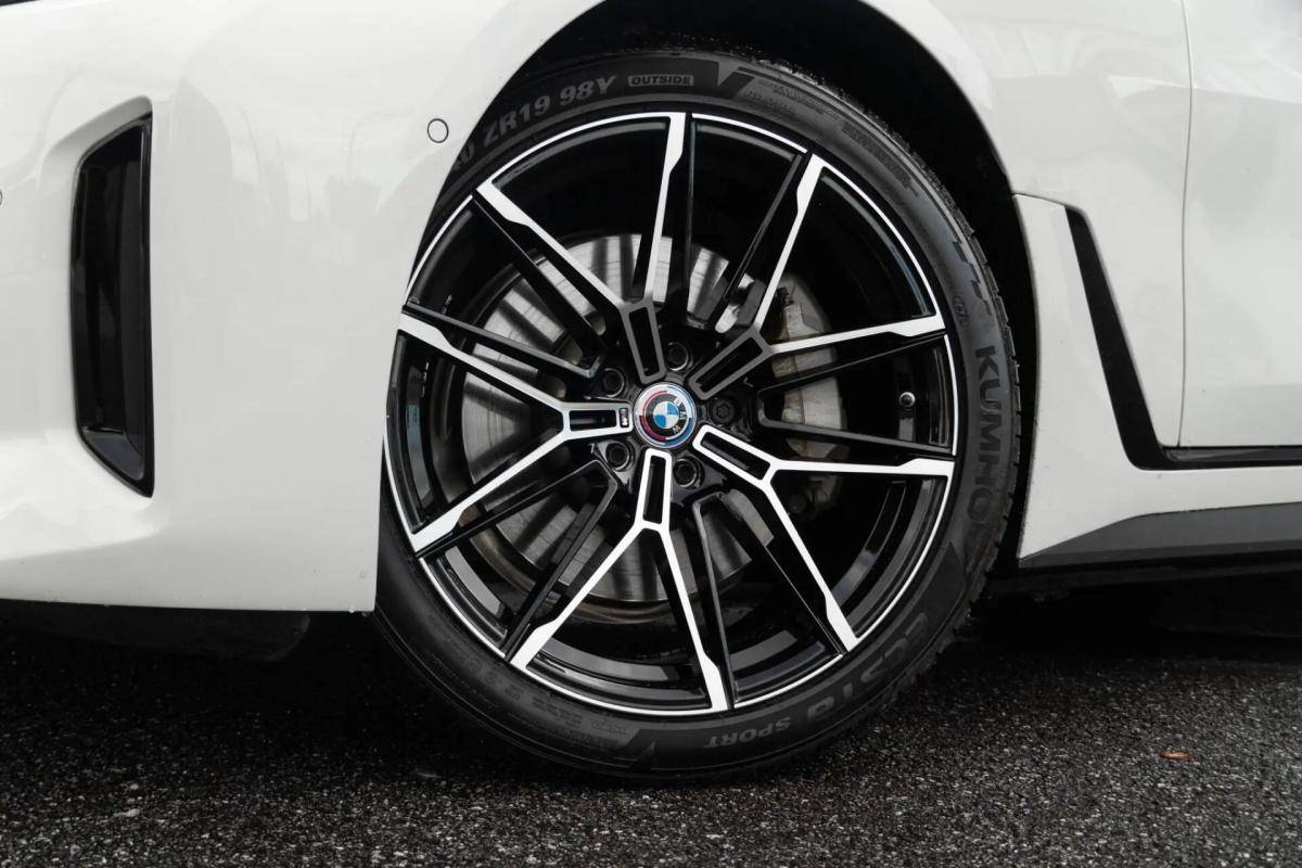 bmw-serie-i-2023-eletrico-0cc