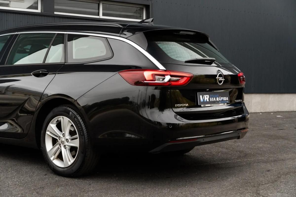 opel-insignia-sports-tourer-2019-diesel-1598cc