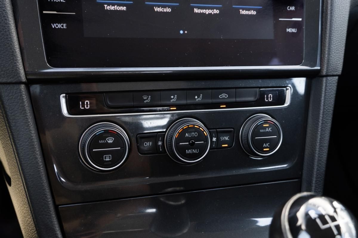 volkswagen-golf-2019-diesel-1598cc