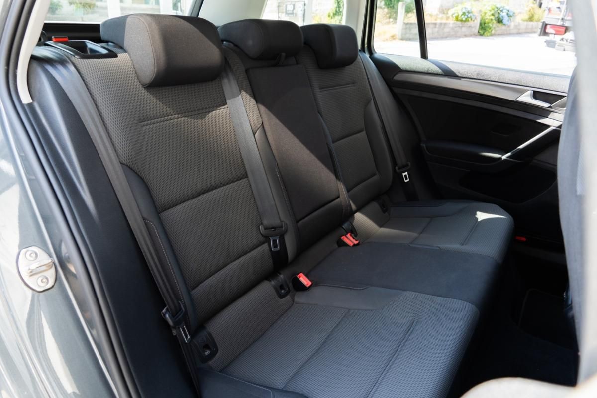 volkswagen-golf-2019-diesel-1598cc