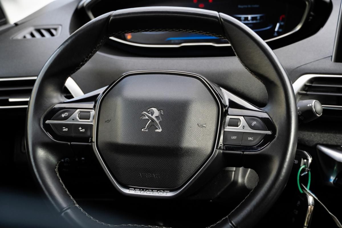 peugeot-3008-2018-gasolina-1199cc