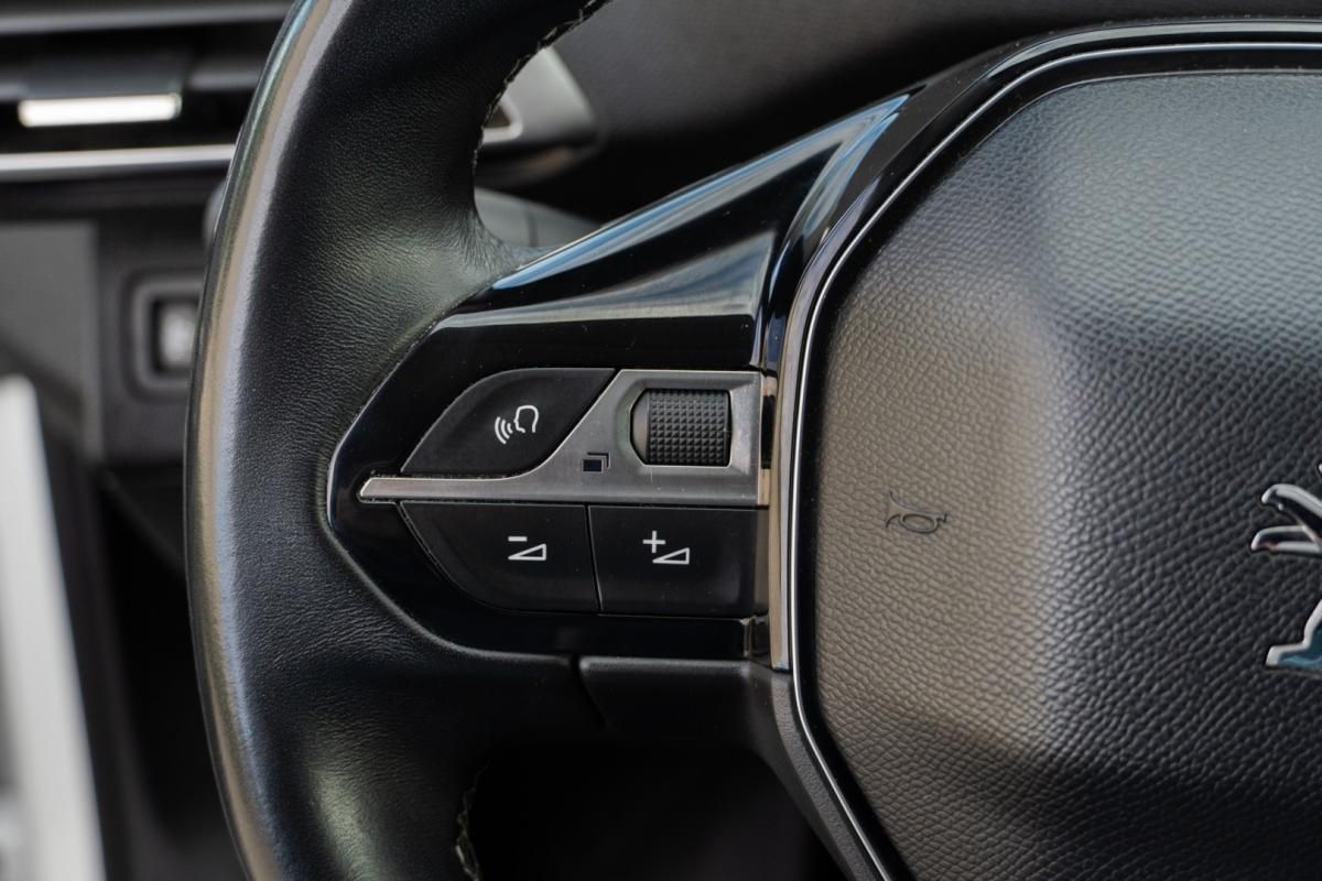 peugeot-3008-2018-gasolina-1199cc