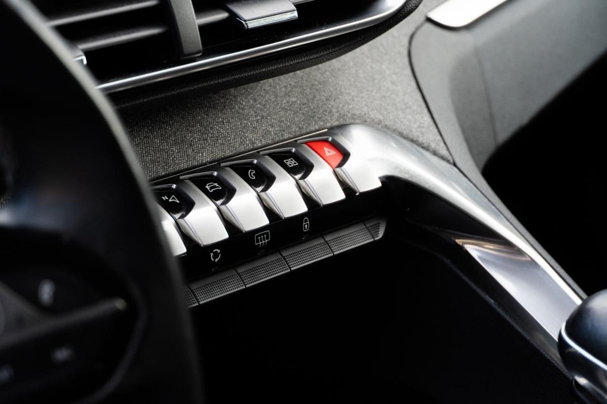 peugeot-3008-2018-gasolina-1199cc