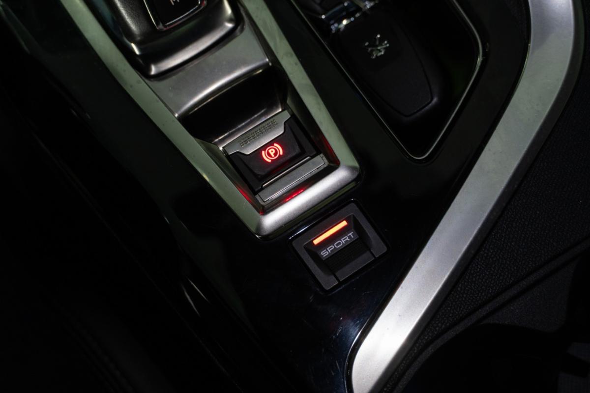 peugeot-3008-2019-diesel-1499cc