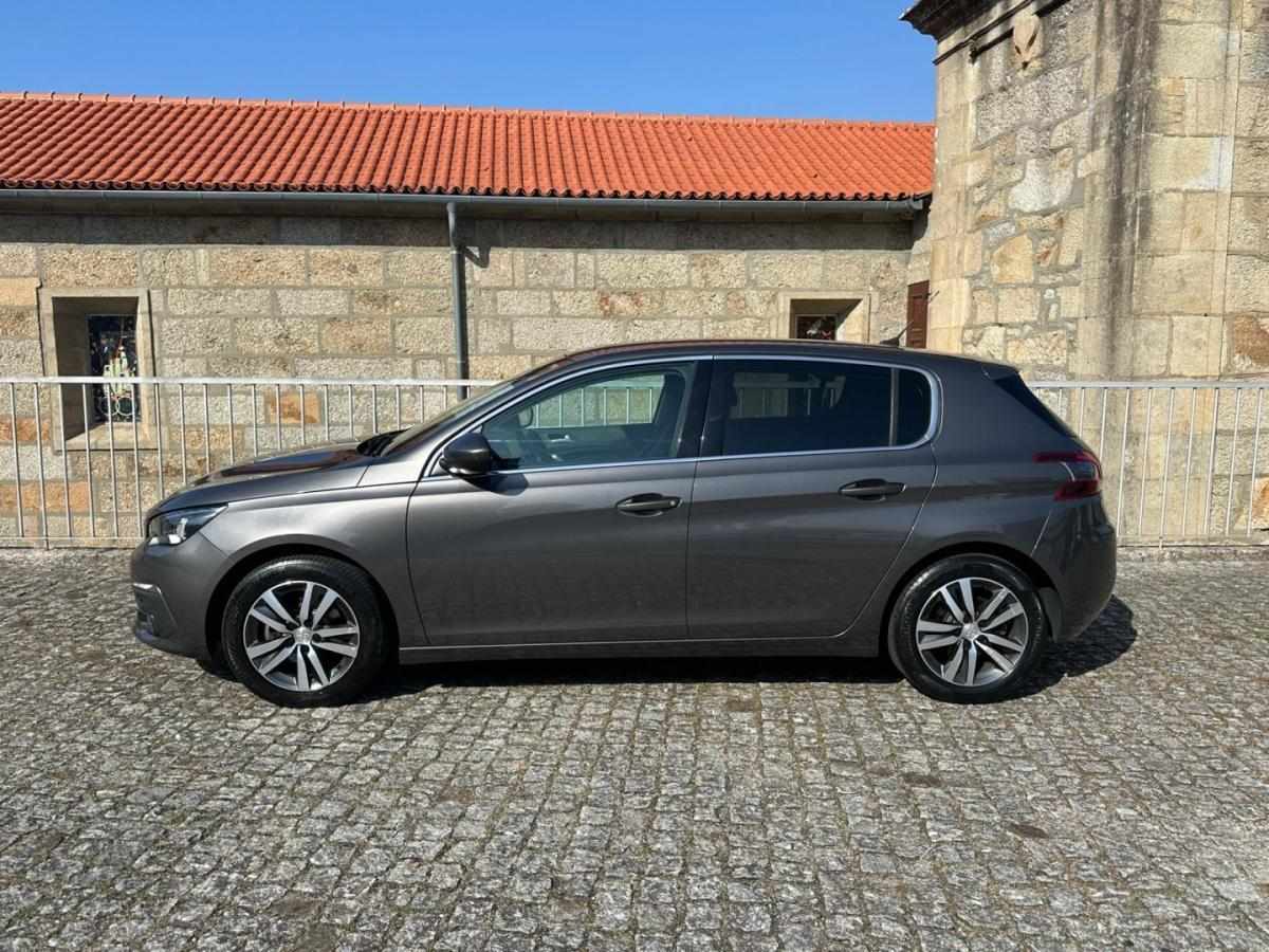 peugeot-308-2020-gasolina-1199cc