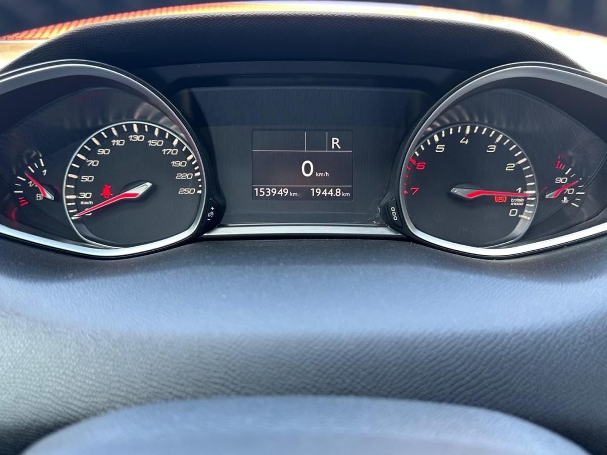peugeot-308-2020-gasolina-1199cc