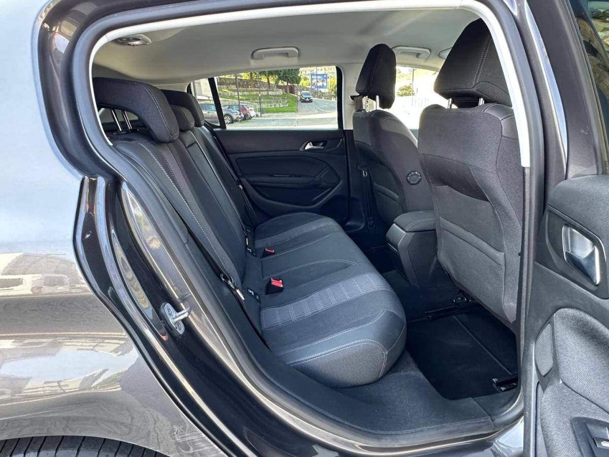 peugeot-308-2020-gasolina-1199cc