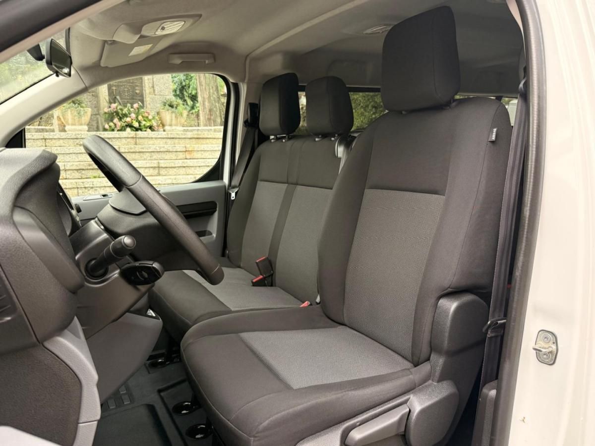 peugeot-traveller-2021-diesel-1499cc