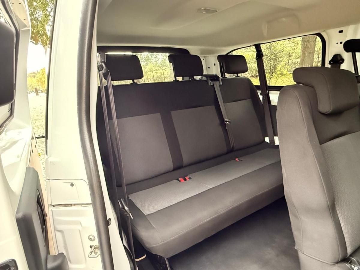 peugeot-traveller-2021-diesel-1499cc