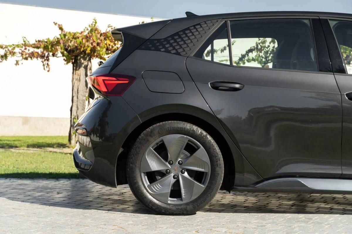cupra-born-2023-eletrico-0cc