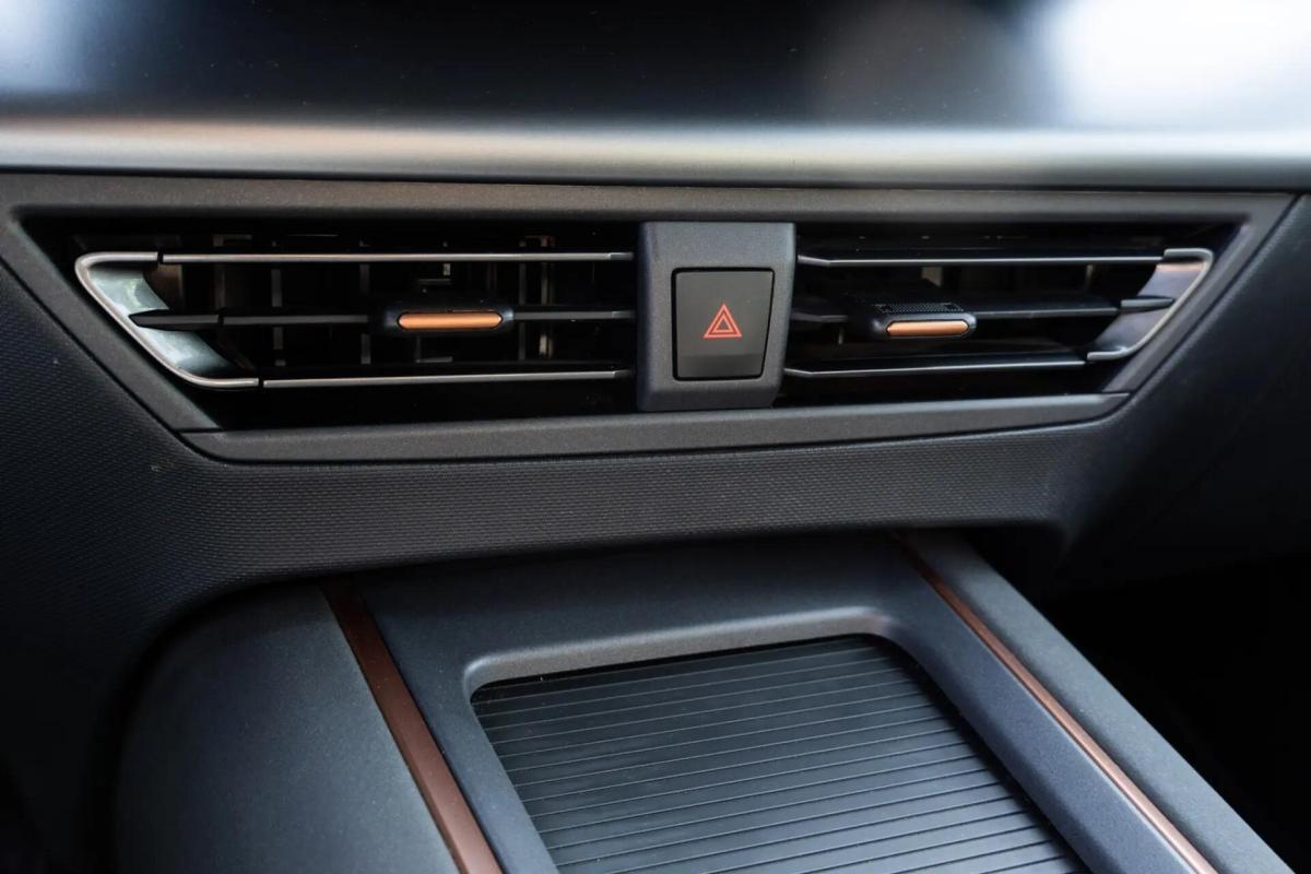cupra-born-2023-eletrico-0cc