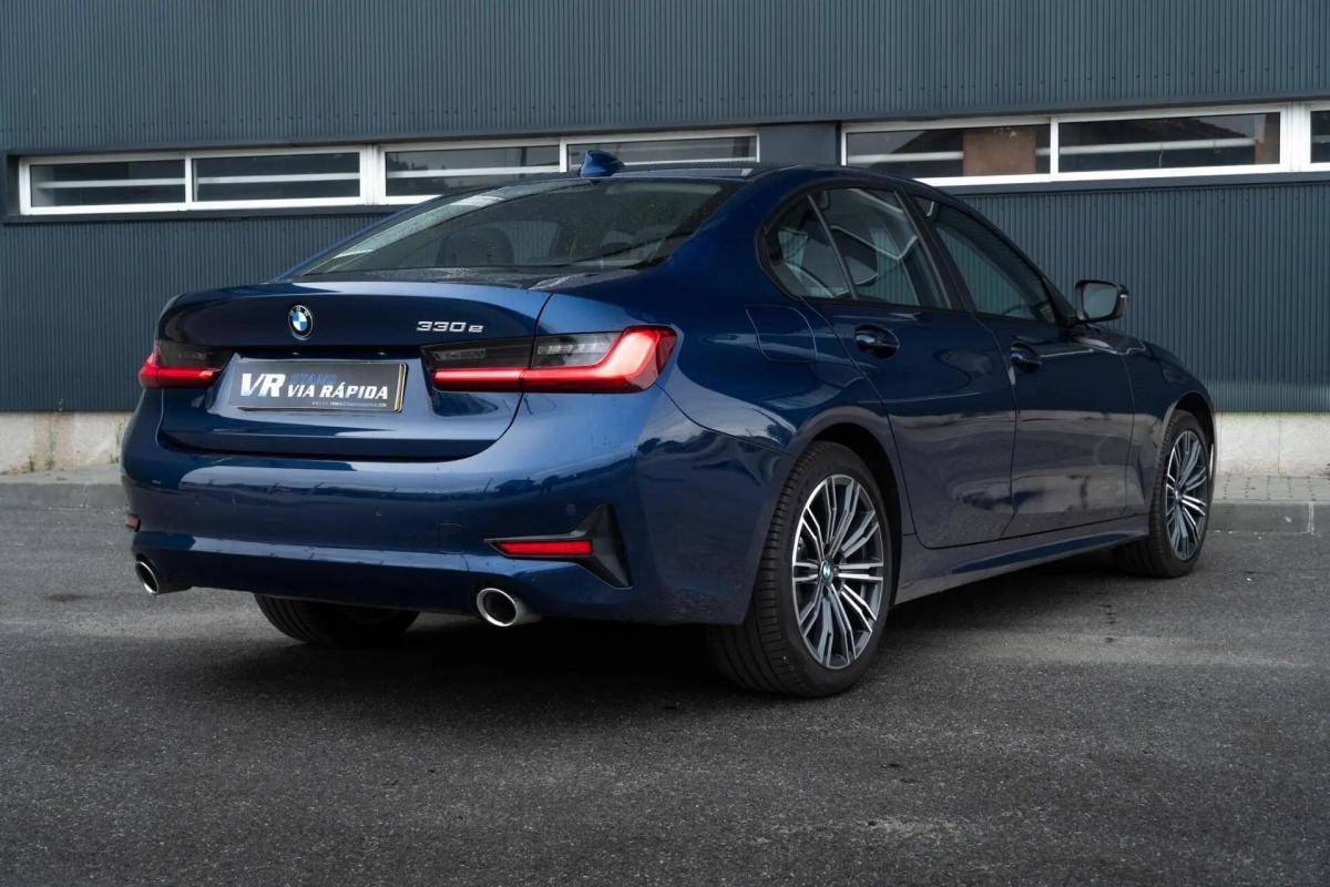 bmw-serie-3-330e-sedan-2019-hibrido-a-gasolina-1998cc