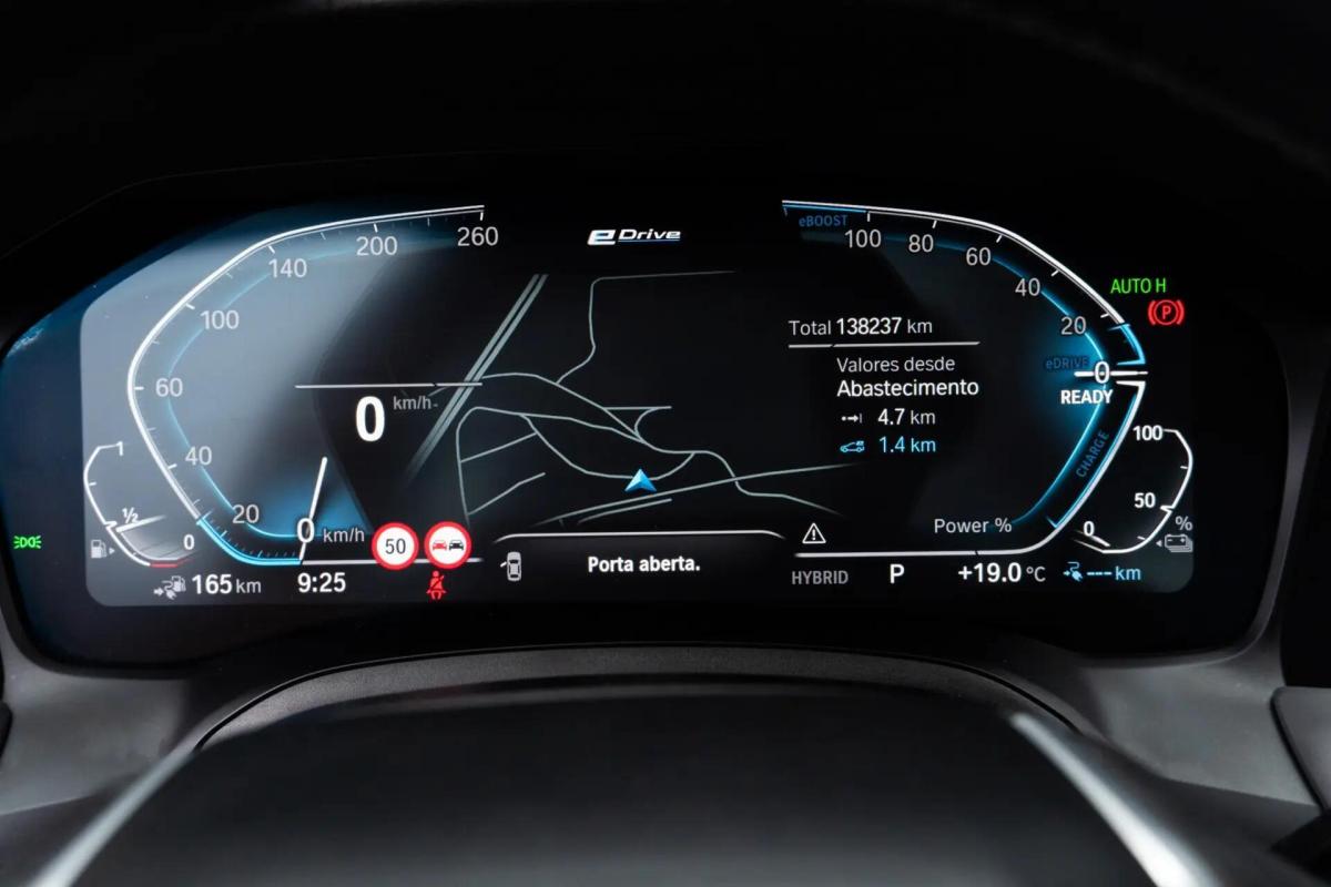 bmw-serie-3-330e-sedan-2019-hibrido-a-gasolina-1998cc