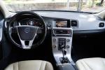 volvo-v60-cross-country-2017-diesel-1969cc