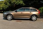 volvo-v60-cross-country-2017-diesel-1969cc