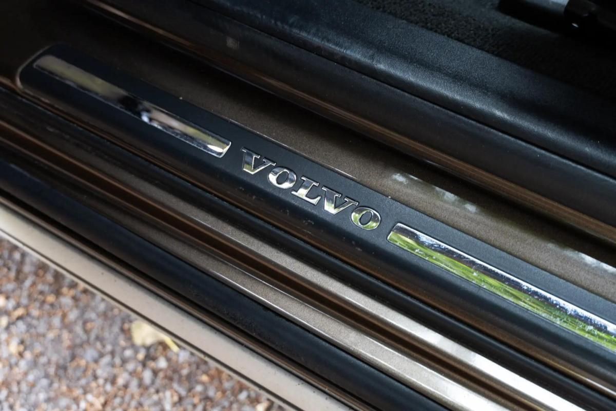 volvo-v60-cross-country-2017-diesel-1969cc