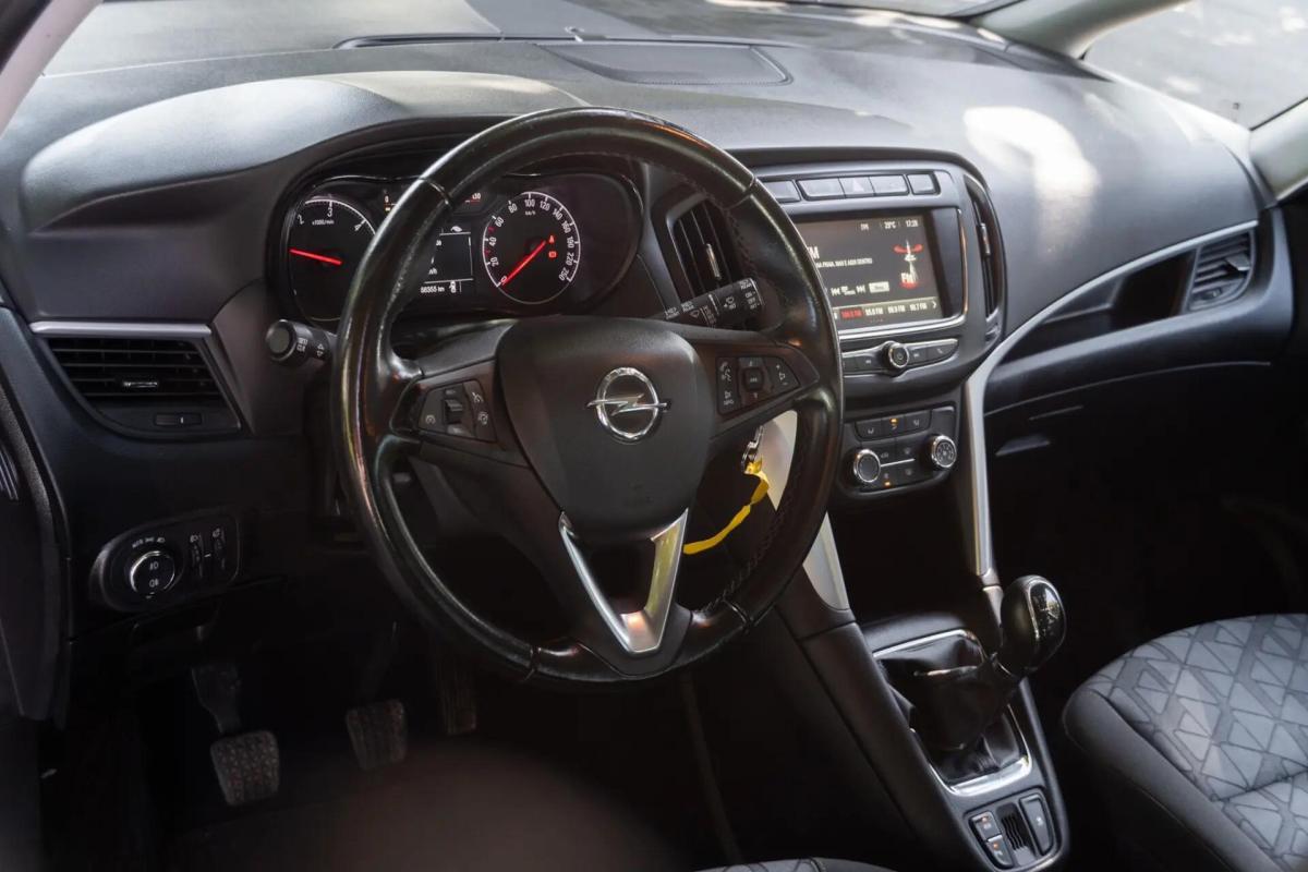 opel-zafira-2019-diesel-1598cc